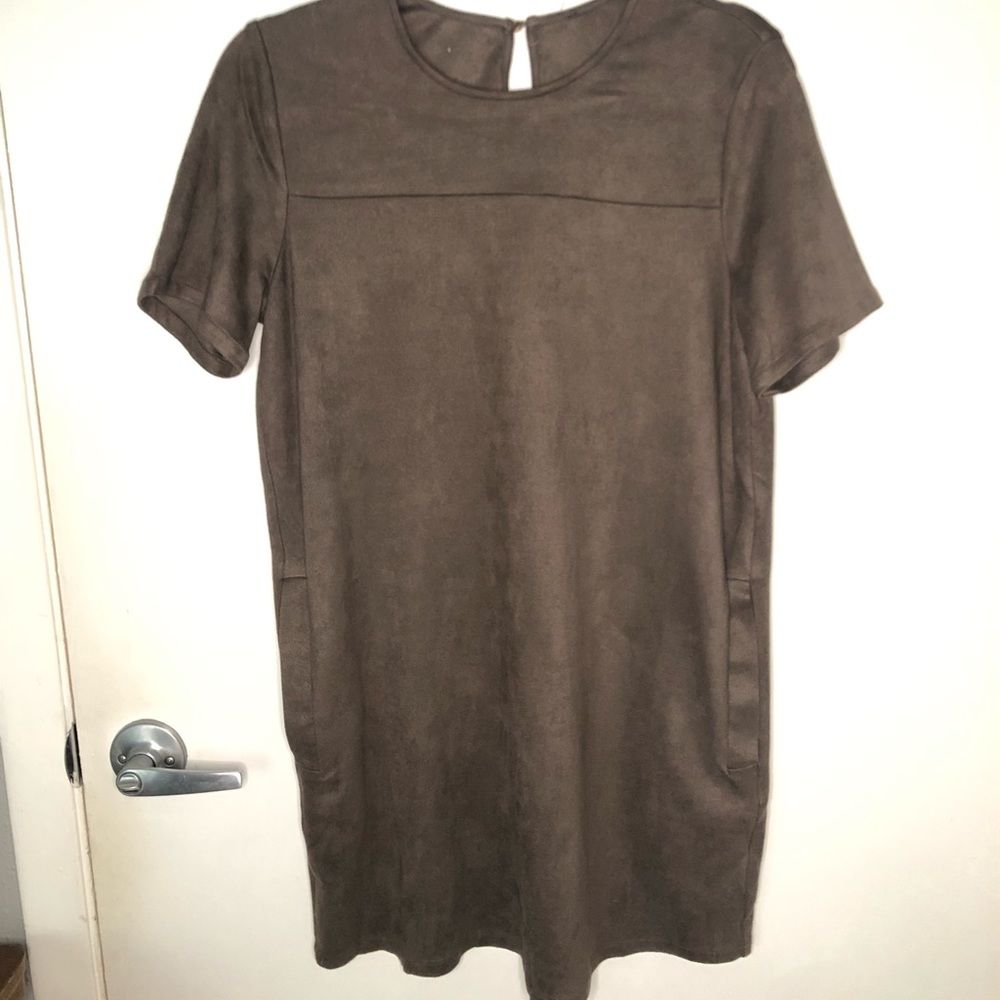 Brown textured T-shirt dress